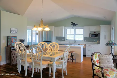121 Ferry Road Holden Beach NC 28462