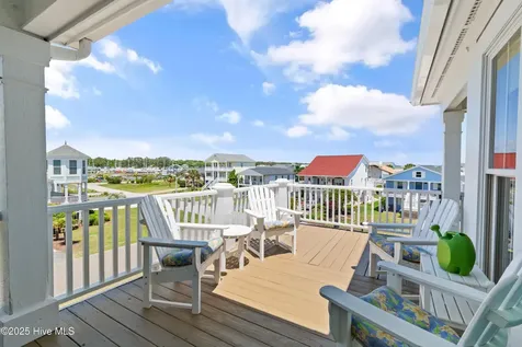121 Ferry Road Holden Beach NC 28462