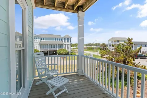 121 Ferry Road Holden Beach NC 28462