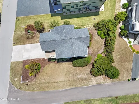121 Ferry Road Holden Beach NC 28462