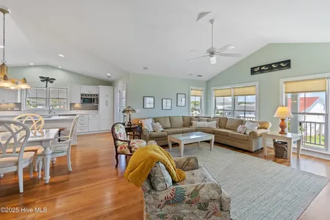 121 Ferry Road Holden Beach NC 28462