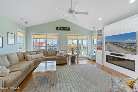 121 Ferry Road Holden Beach NC 28462