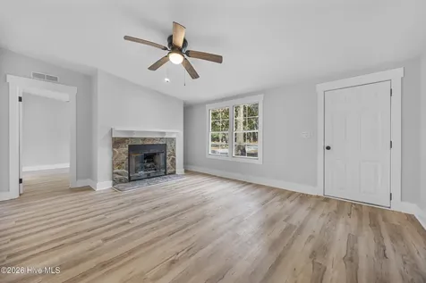 814 Wildwood Circle Hampstead NC 28443
