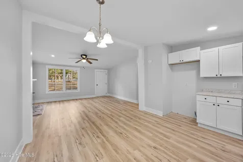 814 Wildwood Circle Hampstead NC 28443