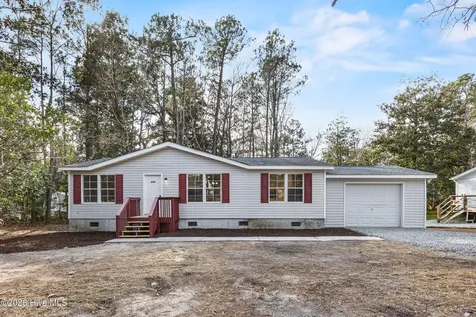 814 Wildwood Circle Hampstead NC 28443