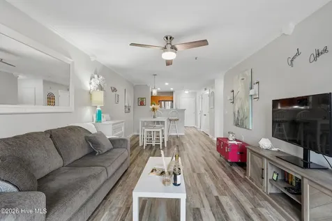 618 Condo Club Drive Wilmington NC 28412