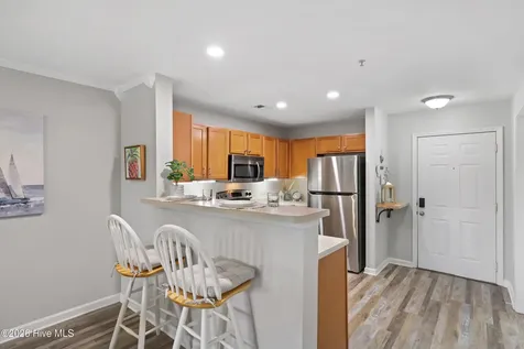 618 Condo Club Drive Wilmington NC 28412
