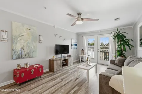 618 Condo Club Drive Wilmington NC 28412