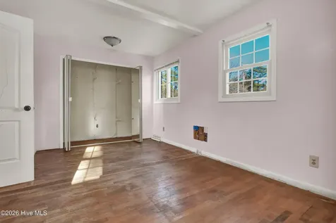 3533 Middle Sound Loop Road Wilmington NC 28411