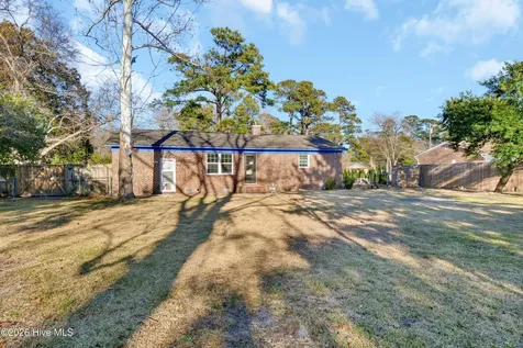 3533 Middle Sound Loop Road Wilmington NC 28411