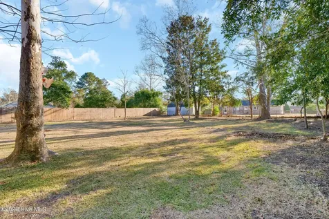 3533 Middle Sound Loop Road Wilmington NC 28411