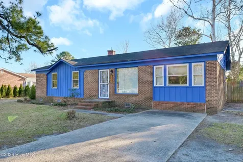 3533 Middle Sound Loop Road Wilmington NC 28411