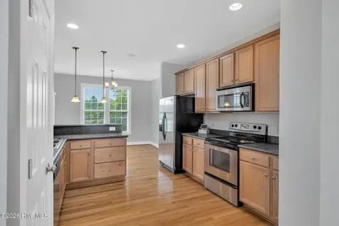 417 Meadowland Circle Maple Hill NC 28454