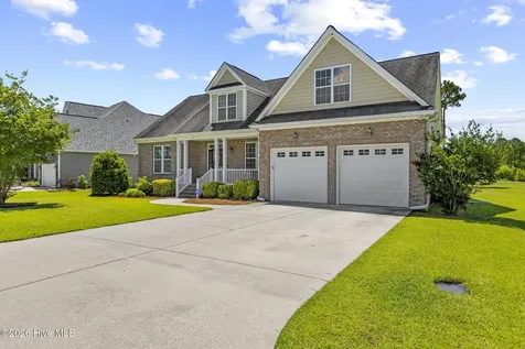 417 Meadowland Circle Maple Hill NC 28454