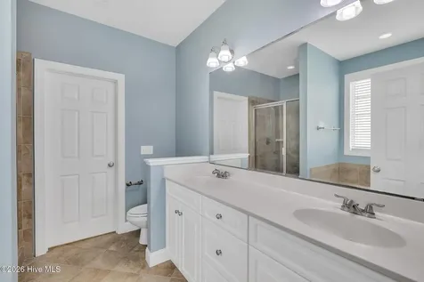 417 Meadowland Circle Maple Hill NC 28454