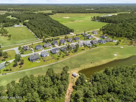 417 Meadowland Circle Maple Hill NC 28454