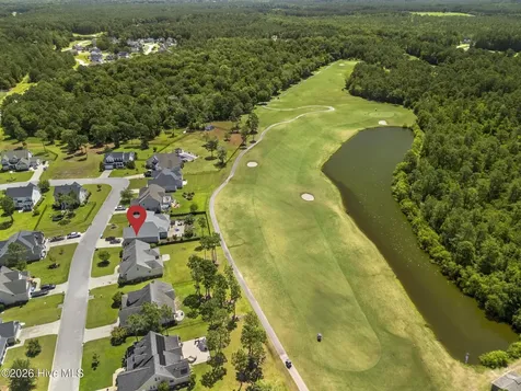 417 Meadowland Circle Maple Hill NC 28454