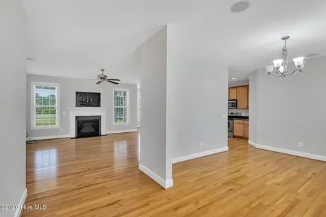 417 Meadowland Circle Maple Hill NC 28454
