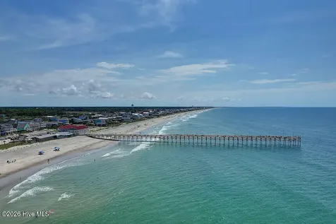 108 NE 36th Street Oak Island NC 28465