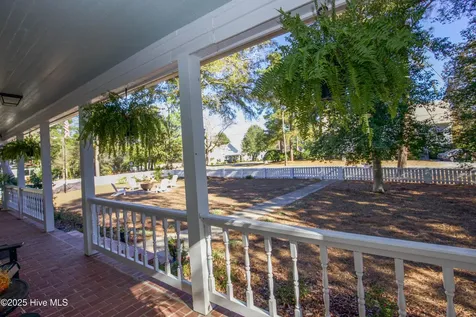 280 W Connecticut Avenue Southern Pines NC 28387