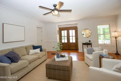 280 W Connecticut Avenue Southern Pines NC 28387