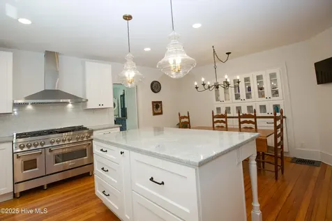 280 W Connecticut Avenue Southern Pines NC 28387