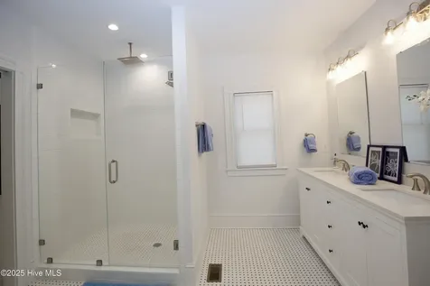280 W Connecticut Avenue Southern Pines NC 28387