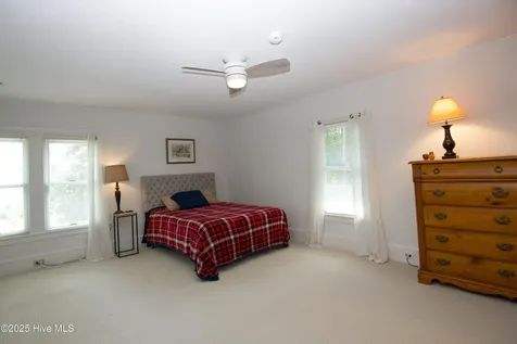 280 W Connecticut Avenue Southern Pines NC 28387