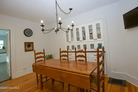 280 W Connecticut Avenue Southern Pines NC 28387