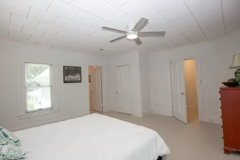 280 W Connecticut Avenue Southern Pines NC 28387