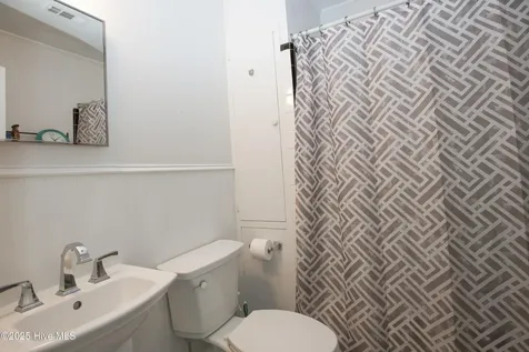 280 W Connecticut Avenue Southern Pines NC 28387