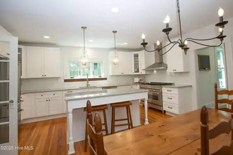 280 W Connecticut Avenue Southern Pines NC 28387