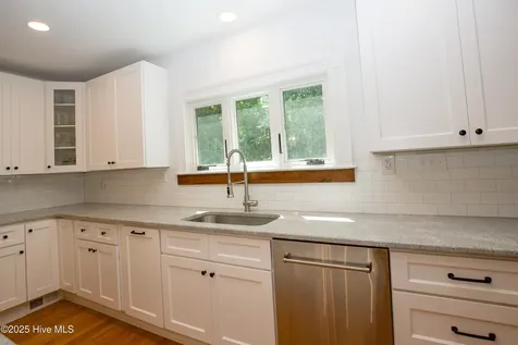 280 W Connecticut Avenue Southern Pines NC 28387