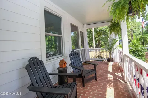 280 W Connecticut Avenue Southern Pines NC 28387