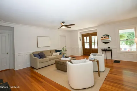 280 W Connecticut Avenue Southern Pines NC 28387