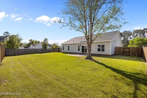 102 Blackheath Drive New Bern NC 28560
