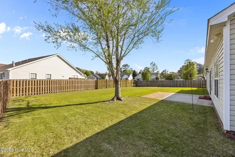 102 Blackheath Drive New Bern NC 28560