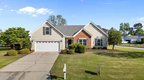 102 Blackheath Drive New Bern NC 28560