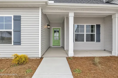 826 Red Sky Drive NE Winnabow NC 28479