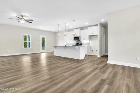 826 Red Sky Drive NE Winnabow NC 28479