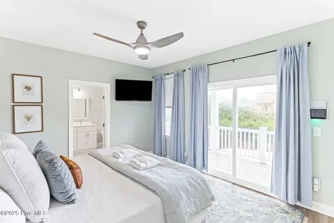 822 S Topsail Drive Surf City NC 28445
