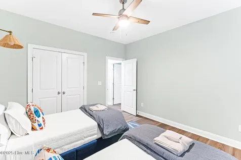 822 S Topsail Drive Surf City NC 28445
