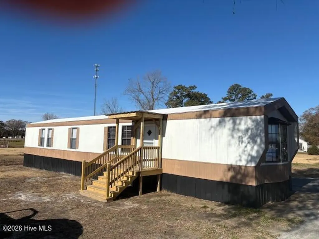 117 Belgrade Extension Road Maysville NC 28555