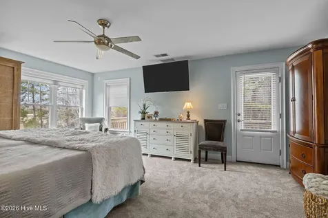 108 Blue Heron Court Beaufort NC 28516