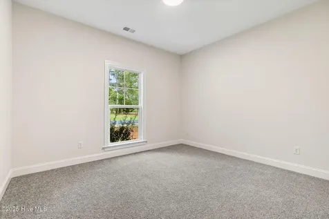 745 Lakeside Drive SE Bolivia NC 28422