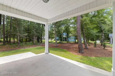 745 Lakeside Drive SE Bolivia NC 28422