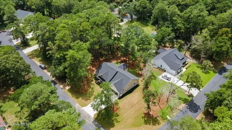 745 Lakeside Drive SE Bolivia NC 28422