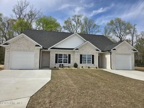2004 Dartford Drive Greenville NC 27834
