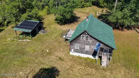 100 Hog Island New Bern NC 28560