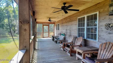 100 Hog Island New Bern NC 28560